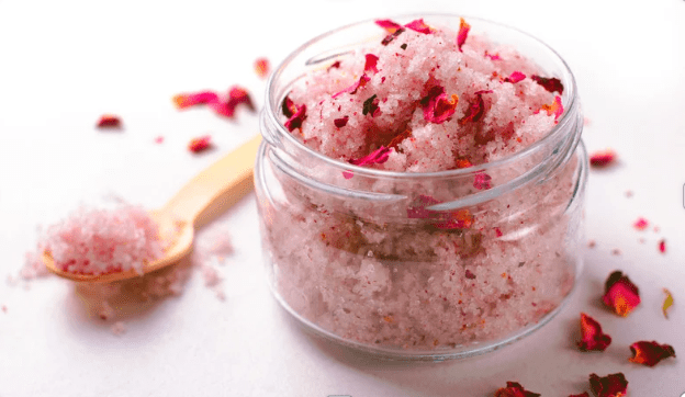 Gommage au sucre fin et au poudre d’hibiscus bienfaits et recettes - Siyiri