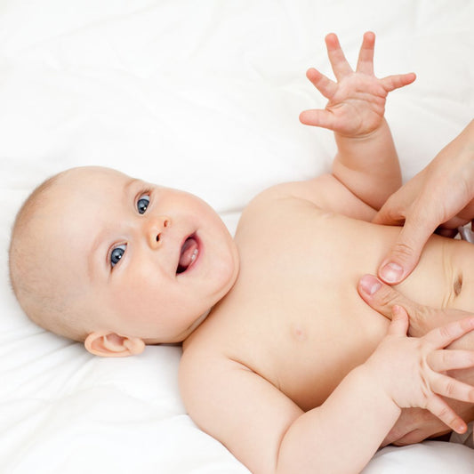 Massage bébé : Rituel d’amour avec le Baume Peau douce SIYIRI - Siyiri